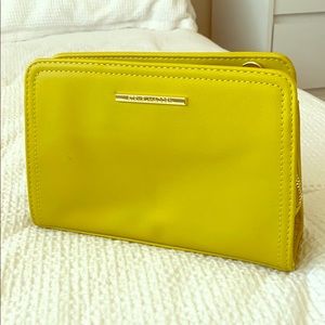Steve Madden purse